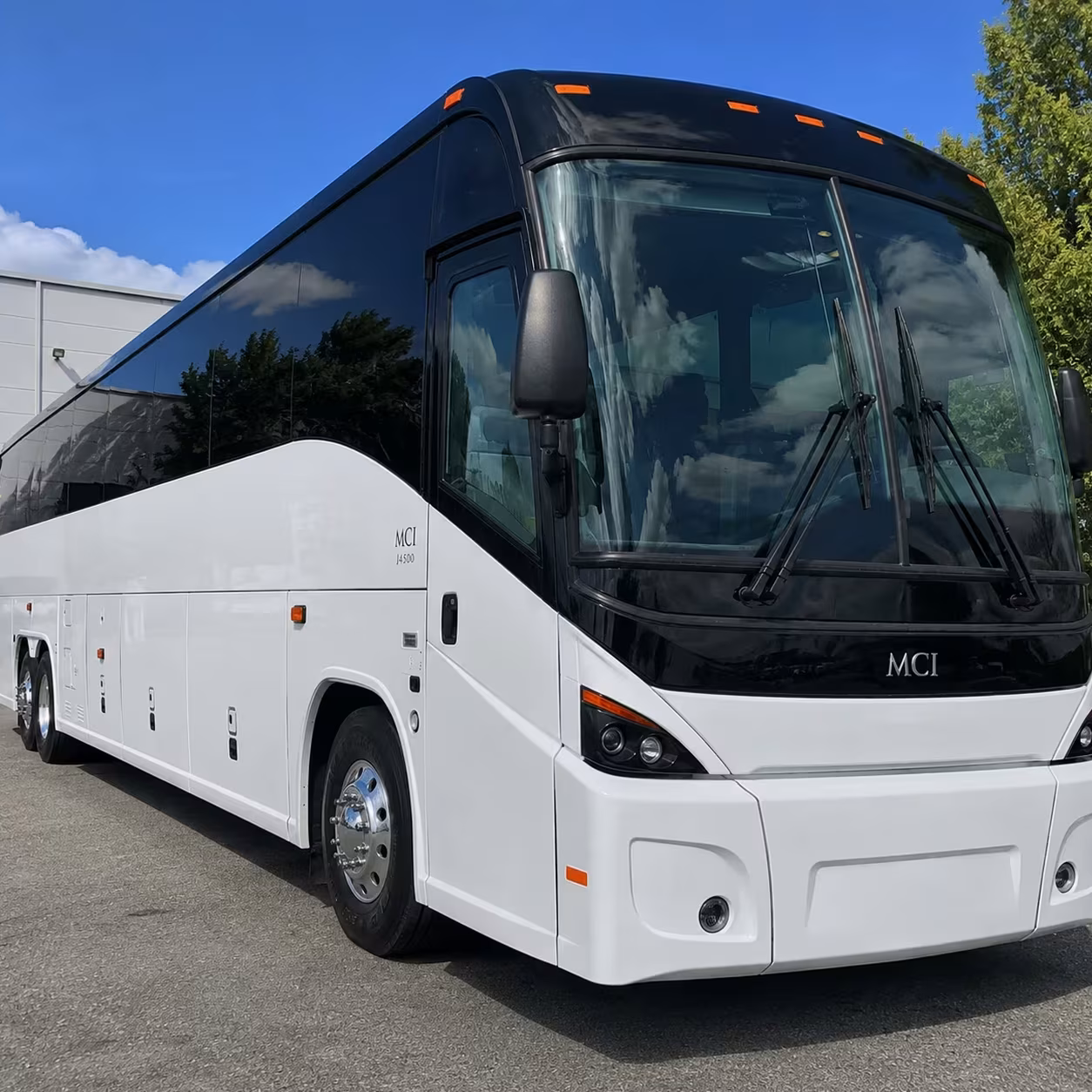 custom pasadena commuter bus rentals built around your work hours