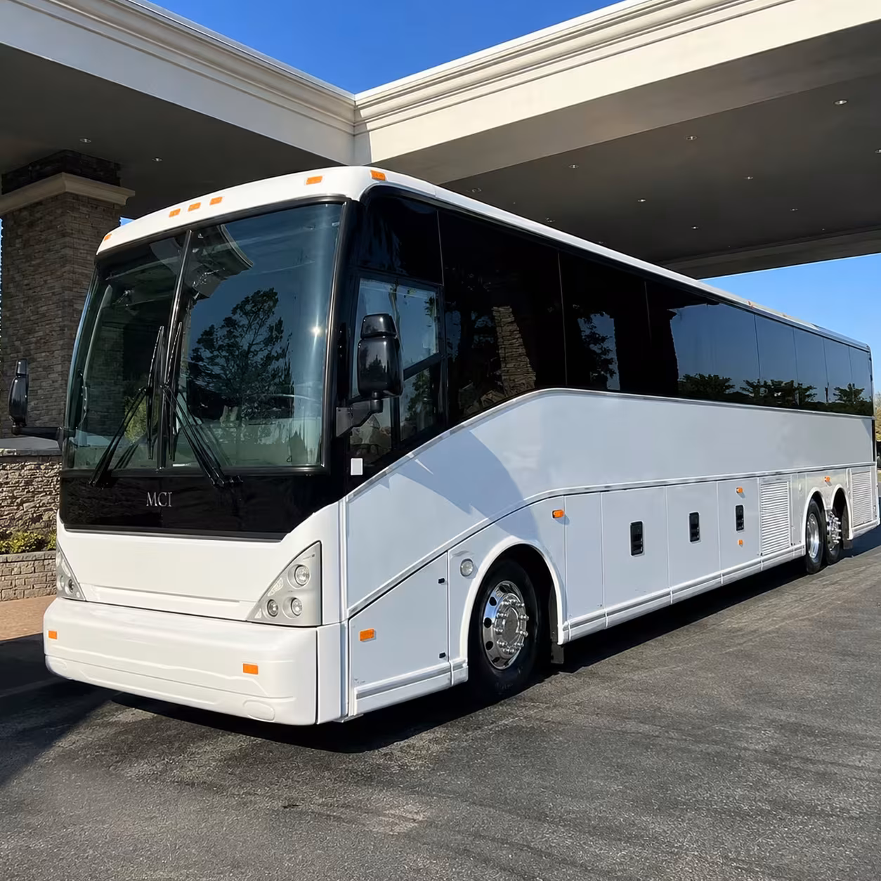 pasadena charter bus rentals to lax for groups