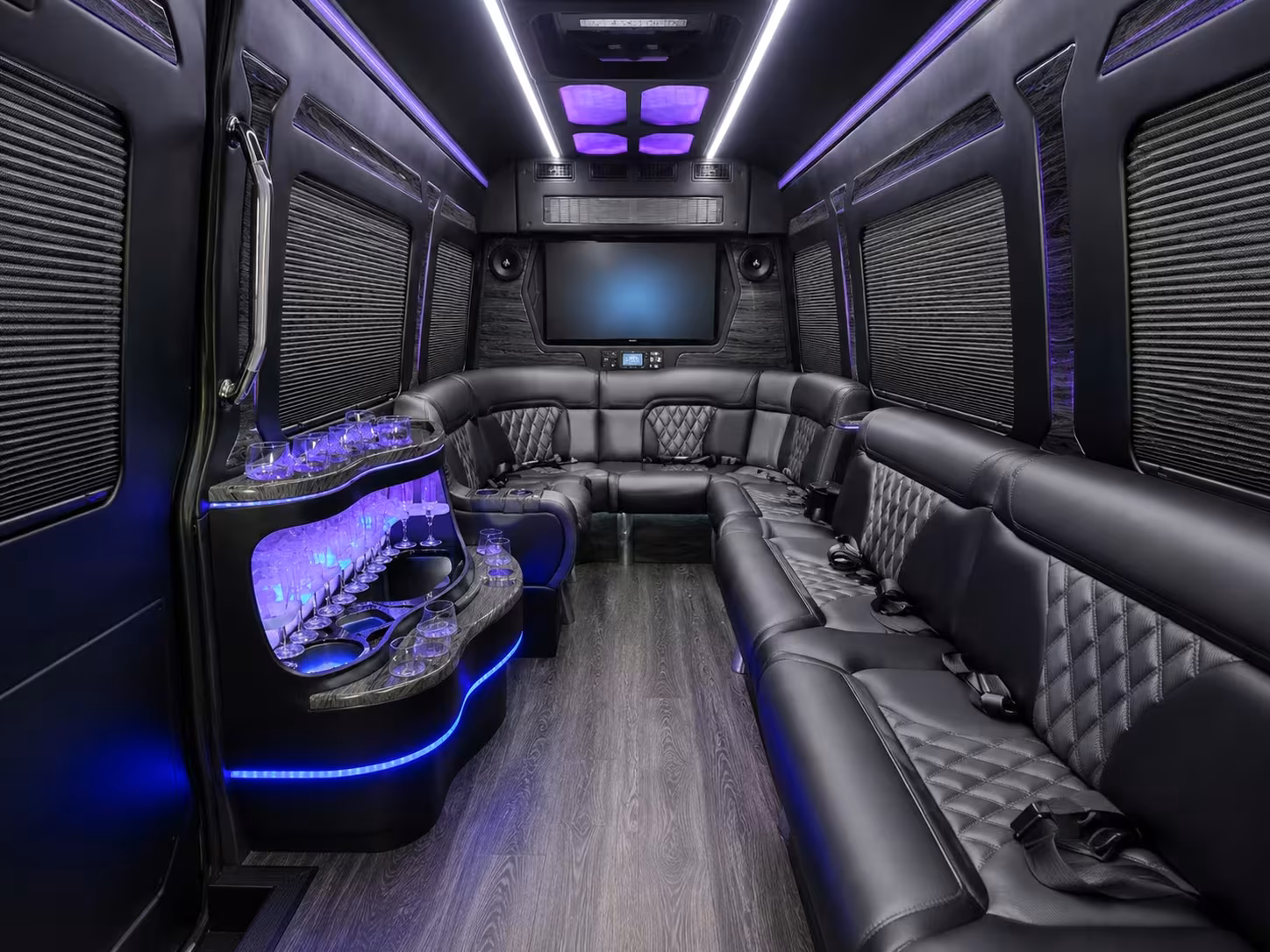 rose bowl bus rentals for government events in pasadena